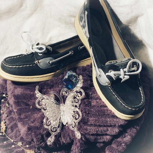 NIB Sperry top siders 7.5M - Picture 2 of 7